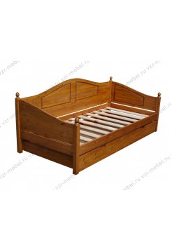 Кровать с тремя спинками